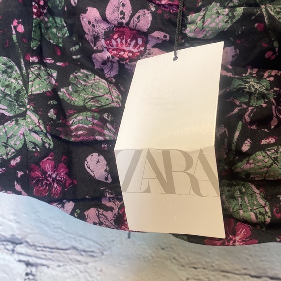 Zara Black Pink Floral Long Sleeve Cropped Top Size Medium & Large - Picture 7 of 13